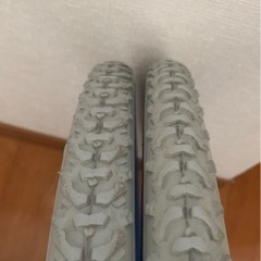 自転車用タイヤ２本・チューブ付き の画像