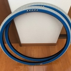 自転車用タイヤ２本・チューブ付き の画像