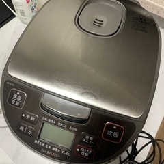 シャープ 炊飯器  5.5合 シルバー KS-S10J-Sの画像