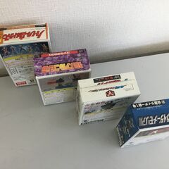 🐱【レア品！】①ゴジラ ②仮面ライダー新1号 ③ウルトラマン  ④仮面ライダー新1号の画像