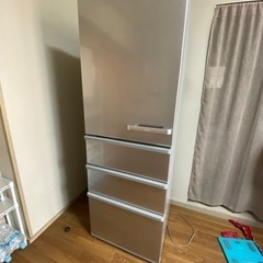 美品 使用8ヶ月AQUA 4ドア　冷蔵庫 355L AQR36M...