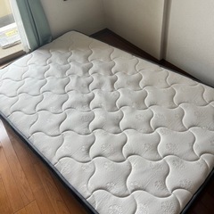 マットレス セミダブルベッドの画像
