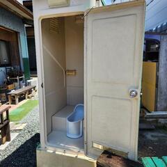 仮設トイレの画像