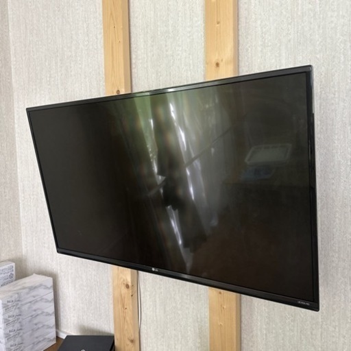 43インチ　テレビ