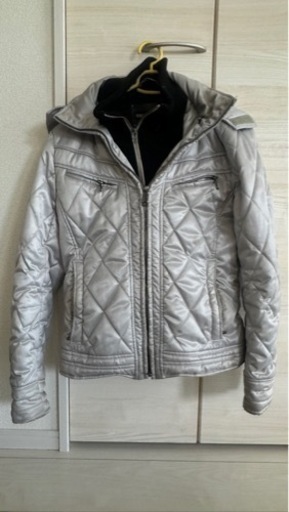 ブランドパーカー　価格未定