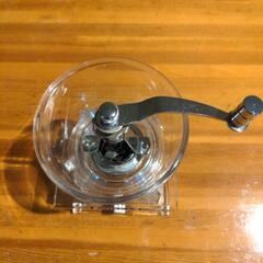 コーヒー豆挽き、本体プラスチックの画像