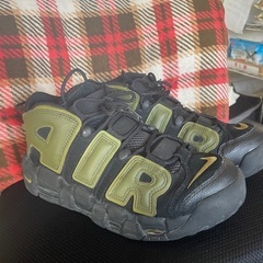 最終処分価格　NIKE モアテン　