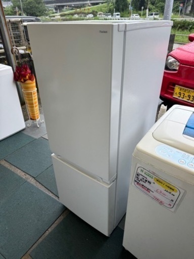 【リサイクルサービス八光】2022年製　ヤマダオリジナル ２ドア冷蔵庫 (156L・右開き)  YRZF15J