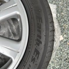 車のパーツ タイヤ、ホイールの画像
