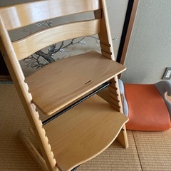 【取引中】子供椅子　チャイルドシートの画像