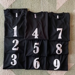 バレーボール　手作りユニフォーム　Tシャツ  9枚セット