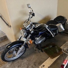 gz125hs  バイク　SUZUKI スズキの画像