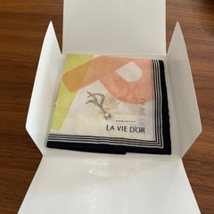 POLA ポーラ化粧品　ハンカチ　スカーフ　非売品の画像