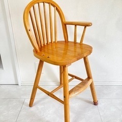 ハイチェアの画像