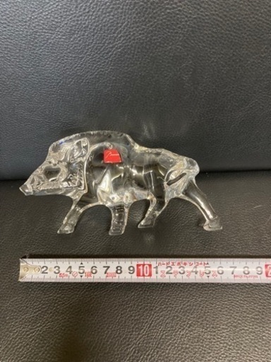 バカラクリスタル　置物　イノシシ
