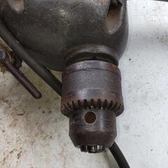 電気ドリルの画像