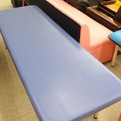 PARAMOUNT BED 施術台 約190cm 診療台 診察台 C-265 青色系パープル系 施術ベッド マッサージベッド エステベッド☆ 札幌市 北区 屯田 の画像