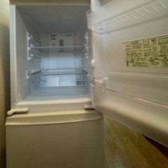 ジャンク品 137L冷蔵庫の画像