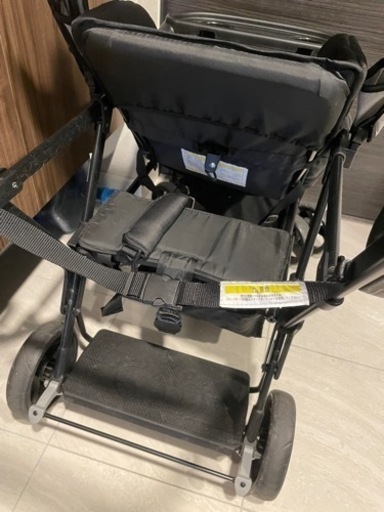 美品　Nebio アミティエF 二人乗りベビーカー　カトージ　
