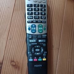 液晶テレビ　シャープAQUOS　2014年製の画像