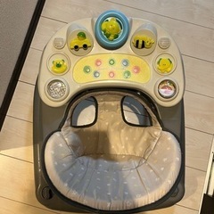 (お取引中)歩行器の画像