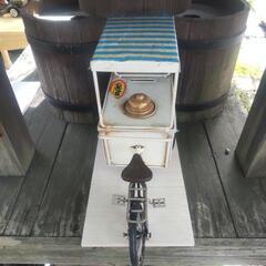 珍品10000円値引き😱ブリキの屋台車の画像