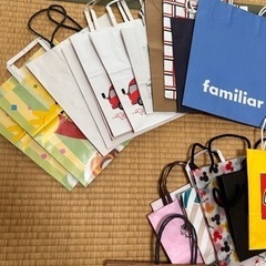 紙袋まとめ売り　50点❗️の画像