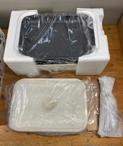 未使用保管品　BRUNOブルーノ　 コンパクトホットプレート ホワイト