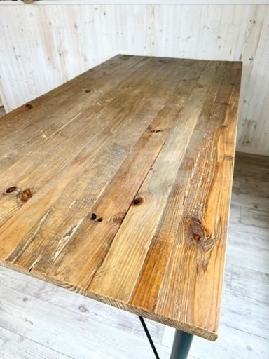 未使用　カフェテーブル　ベンチシート２台　家具 ダイニングセット