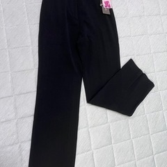 未使用タグ付きリクルート用パンツ
