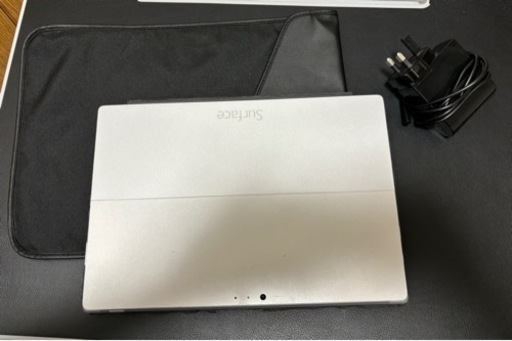 Microsoft Surface Pro 4 i5 8GBメモリ256GB 海外版