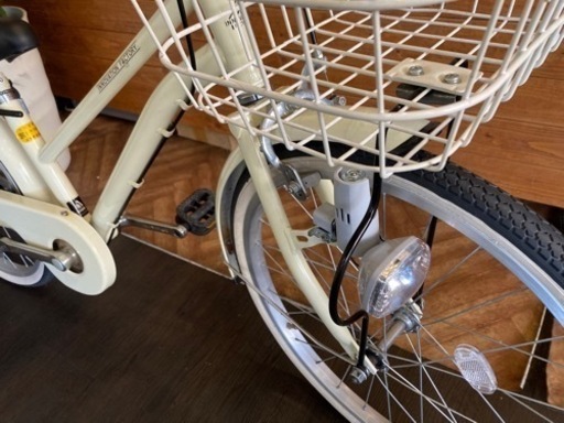 【ダイナモライト新品！】20インチ子供用自転車　ホワイト