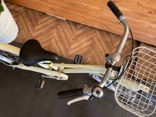 【ダイナモライト新品！】20インチ子供用自転車　ホワイト