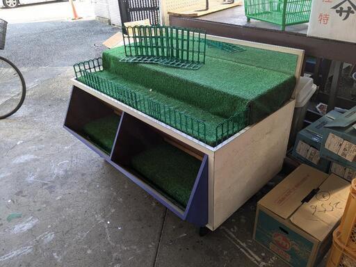 店舗用ディスプレイ　什器　収納家具