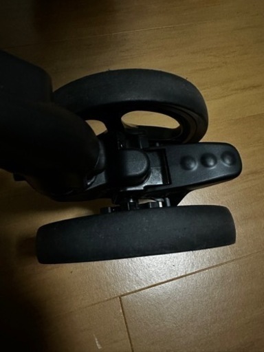 アップリカ　ラクーナクッションフリープラス2023年製　ベビーカー