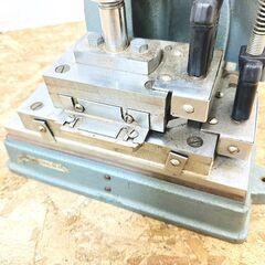 TAISEI Yシャツ衿整型プレス機 TP-11 大成ミシン商会 電動工具 /SL2の画像