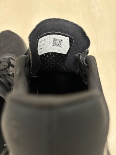 【本物】on cloudmonster 27.5cm