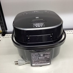 取りに来られる方限定！！家電 キッチン家電 炊飯器　SHARP2019年製の画像