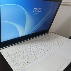 NEC白　高性能4コア８スレッド版Core i7搭載 高速SSD...