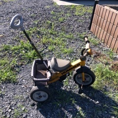 ハマー　三輪車　黄色