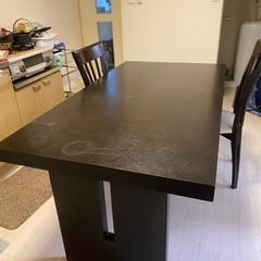 ダイニングテーブル