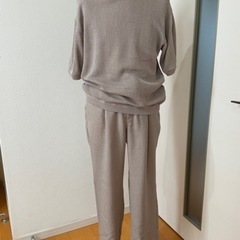 購入希望金額提示お願いします　ユナイテッドアローズ　パンツ　数回着用/美品　サマーニット付き　