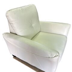 シングルソファ◇ホワイト◇合皮製◇リビングソファ◇高さ　84cm  横　82cm  奥行き85cmの画像