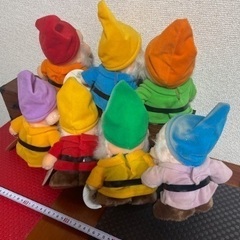 値下げしました! 7人の小人　ぬいぐるみ　TOMYの画像