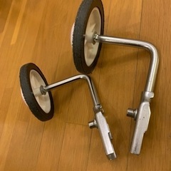 自転車　18インチ　補助輪　2個セットの画像