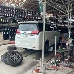 215/35/18. タイヤ新品4本+交換、アマントレーディング株式会社、愛知県大府市の画像