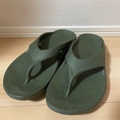 ウーフォス　リカバリーサンダル　ジャンク品