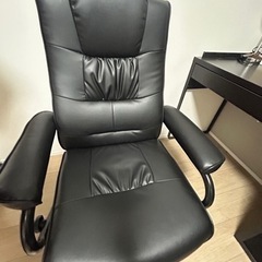 美品！ブラックレザーのチェア 1人用ソファの画像