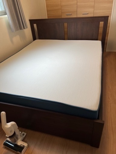 【2日間のみ掲載、ラストチャンス⭐︎クイーンサイズ・美品】フレーム・マットレスセット！