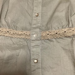 茶系７部袖ブラウスの画像